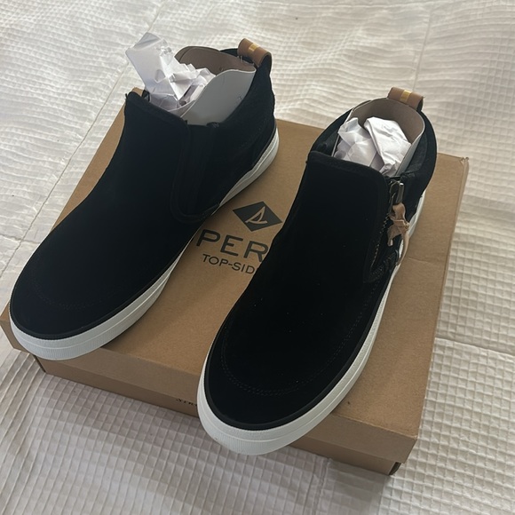 Sperry suede Crest lug checker, in black - Picture 3 of 5